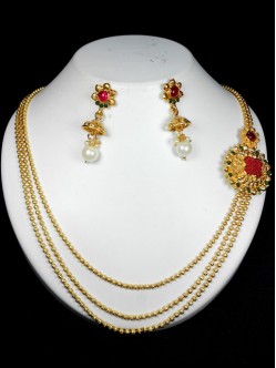Exclusive Polki Set